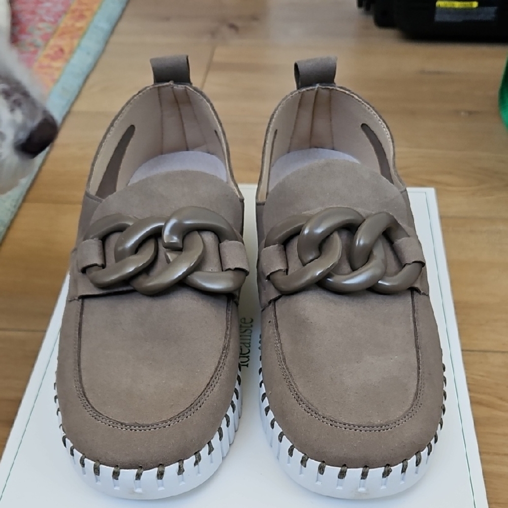 Ilse Jacobsen Tulip Loafers with Chain Detail